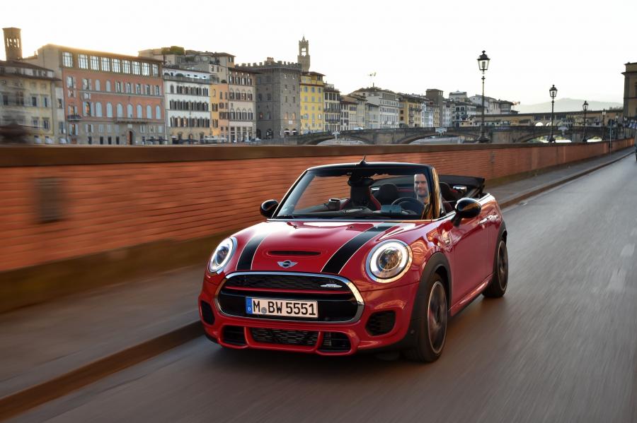  Mini Cooper S JCW Cabrio 2016 года  (фото 23 из 104)